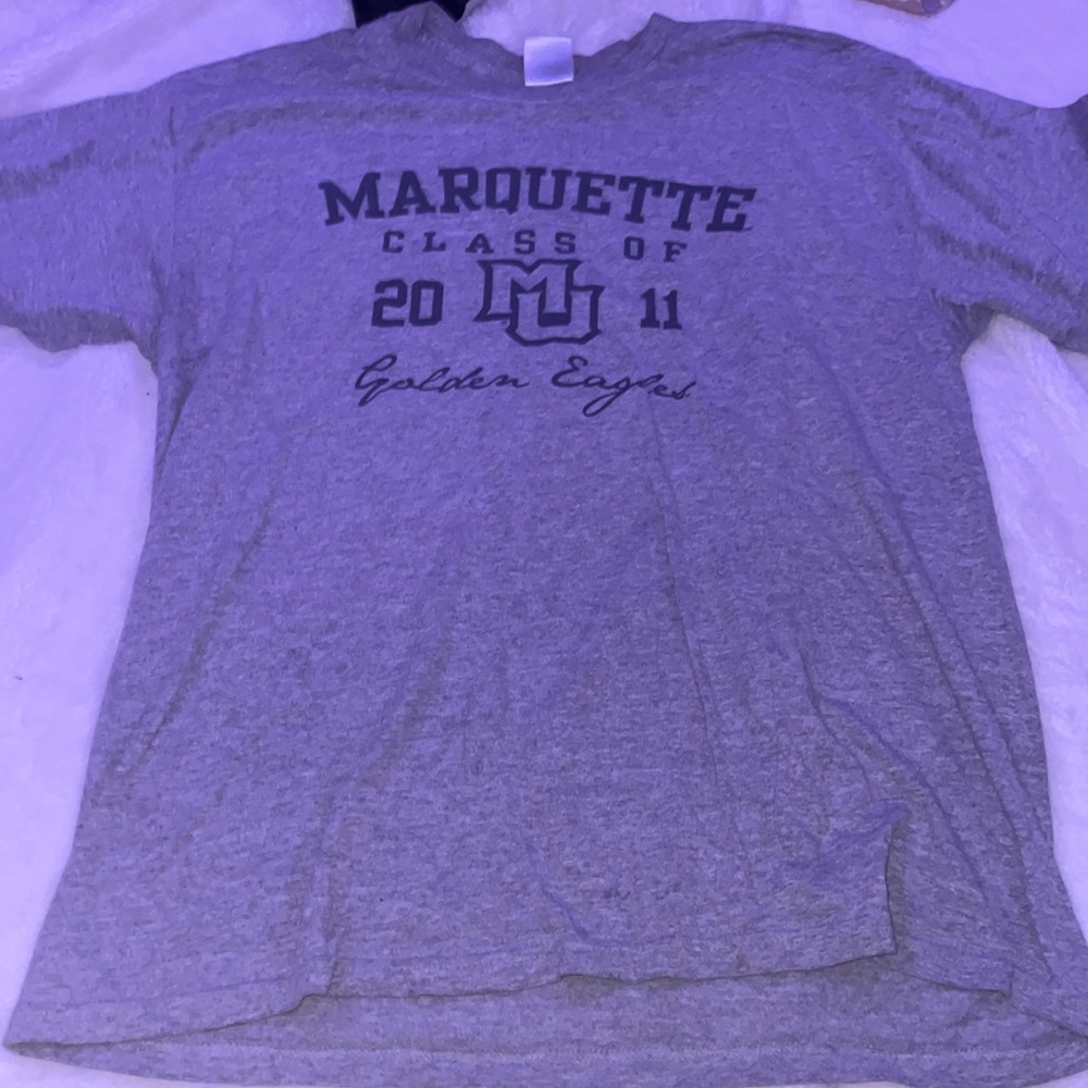 Marquette tee shirt, size M, never been worn, very soft, very clean, ❤️